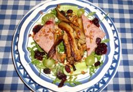 Salade met wildpate en gebakken oesterzwammen