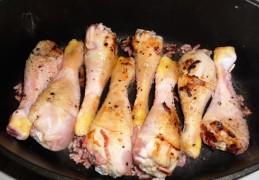 Coq au vin met cognac en paddenstoelen