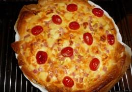 Hartige taart met Chinese kool, ham en kaas