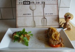 Dagschotel: varkenshaasje met een verrassing van groenten geserveerd met aardappelpuree gorgonzola
