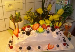 Biscuit gevuld met fruit en mascarpone