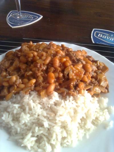 Witte bonen in tomatensaus met rijst - Online Recepten - KookJij
