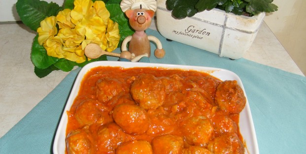 Bouletten in tomatensaus Bouletten in tomatensaus