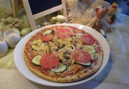 Pizza met zeevruchten
