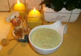 Saus : broccoli roomsausje met verse zalm  	 		 	