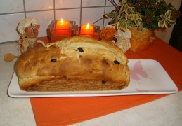 Brood met rozijnen en krenten