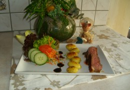 Een frisse salade met eendenborstfilet