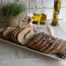 Vleesbroodje met tomatenpittenmix