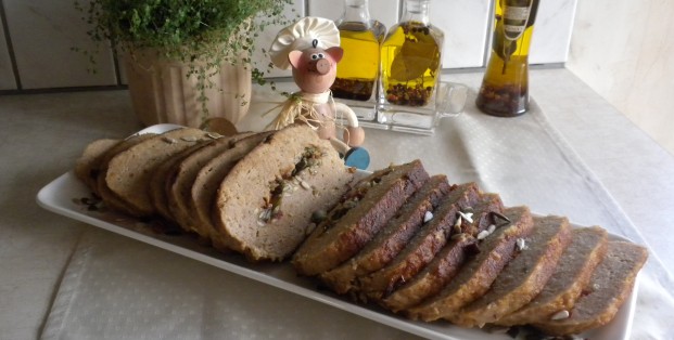 Vleesbroodje met tomatenpittenmix