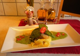 Zuiderse wijtingfilet op een bedje van pasta met basilicum roomsaus