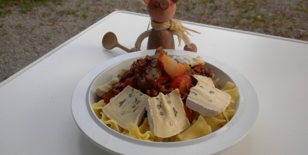 Vakantie : pasta met allemaal overschotjes Vakantie : pasta met allemaal overschotjes