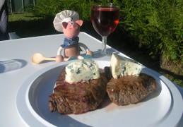 Vakantie : Peper steak met blauwe schimmelkaas