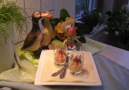 Hapje :glaasje gevuld met mousse van pangasiusfilet