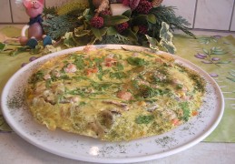 Eieromelet met vis en alle overschotjes van toen.