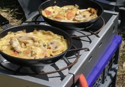 Ieder  zijn eigen omeletje op camping  in kroatie