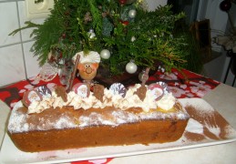 Dessert: kerstcake met ananas