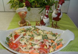 Groenten:  salade poes-pas van groenten