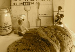 Brood: 10 granenbrood met rozijnen