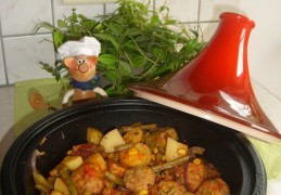 Tajine: bouletten met een verrassing van groenten