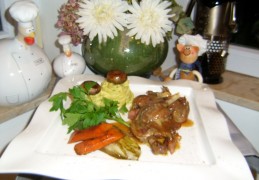 Dagschotel: Confit de Canard in een sausje met puree, witloof en wortel