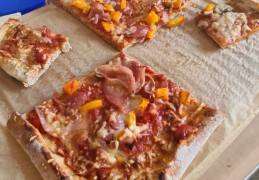 Volkoren pizzadeeg (Broodmachine)