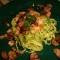 Romige spaghetti met gerookte zalm en paddenstoelen