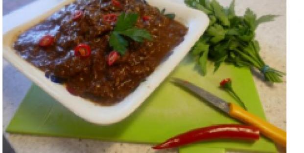 Zoet-Pittige Indische Stoofschotel Zoet-Pittige Indische Stoofschotel