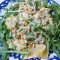 Tortellini met champignons, rucola en pesto