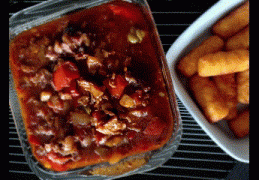 Lamsbout met paprika en tomatenblokjes