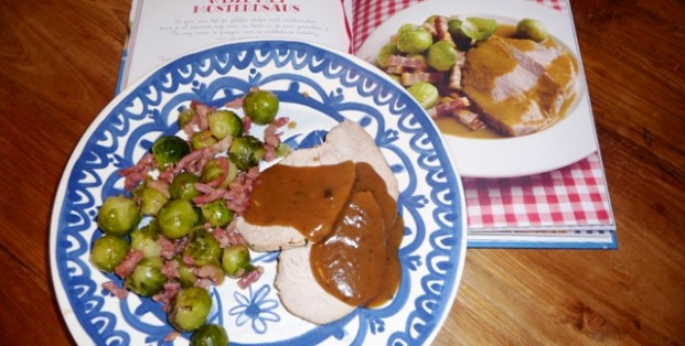 Varkensgebraad op Grootmoeders wijze met mosterdsaus
