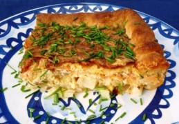 Quiche met witte asperges en gerookte zalm