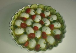 Halve eieren in een heerlijke marinade