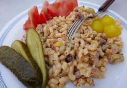 Zomerse macaroni salade