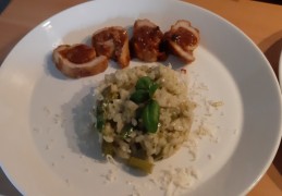 Risotto met groene asperges en pesto