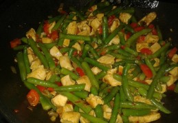 Sperziebonen met kipfilet en paprika