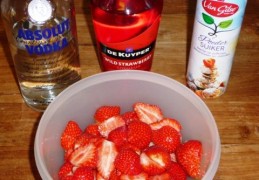 Gemarineerde Aardbeien Romanoff