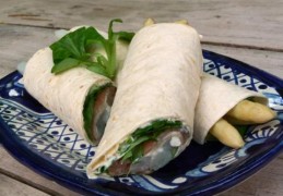 Wraps met asperges en gerookte zalm