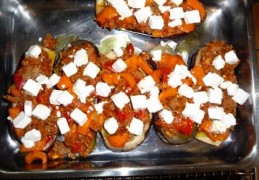 Melitzánes yemistés (Grieks gevulde aubergines)