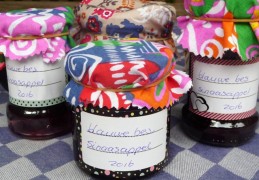 Blauwe bessenjam met sinaasappel en Cointreau