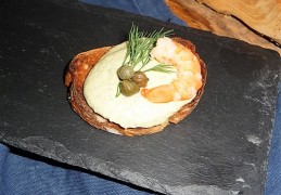 Zalmmousse met roomkaas en dille
