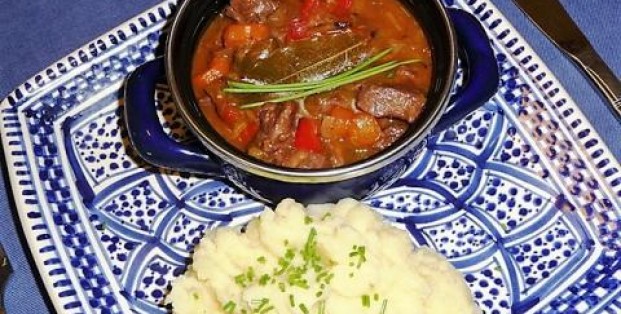 Estofado de Buey (Spaanse runderstoofschotel)