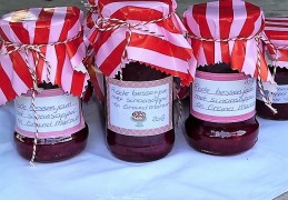 Rode bessenjam met sinaasappel en Grand Marnier