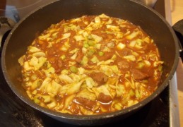 Stoofpotje spitskool met hamlappen ook voor de slowcooker