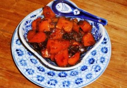 Gestoofde pompoen op zijn Vietnamees