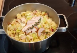 Stamppot koolraap met gerookte kipfilet