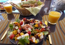 Zomerse lunchsalade; ook lekker voorgerecht. 