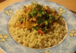 Macaroni stroganoff met gehakt, zonder pakjes of zakjes