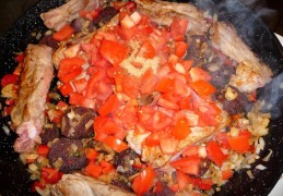 Rijst met spareribs en bloedworst (arroz con costillas y morcilla)