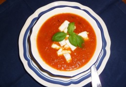 Geroosterde paprikasoep met feta