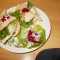 Broodje warm gerookte forel met rode biet en mierikswortel